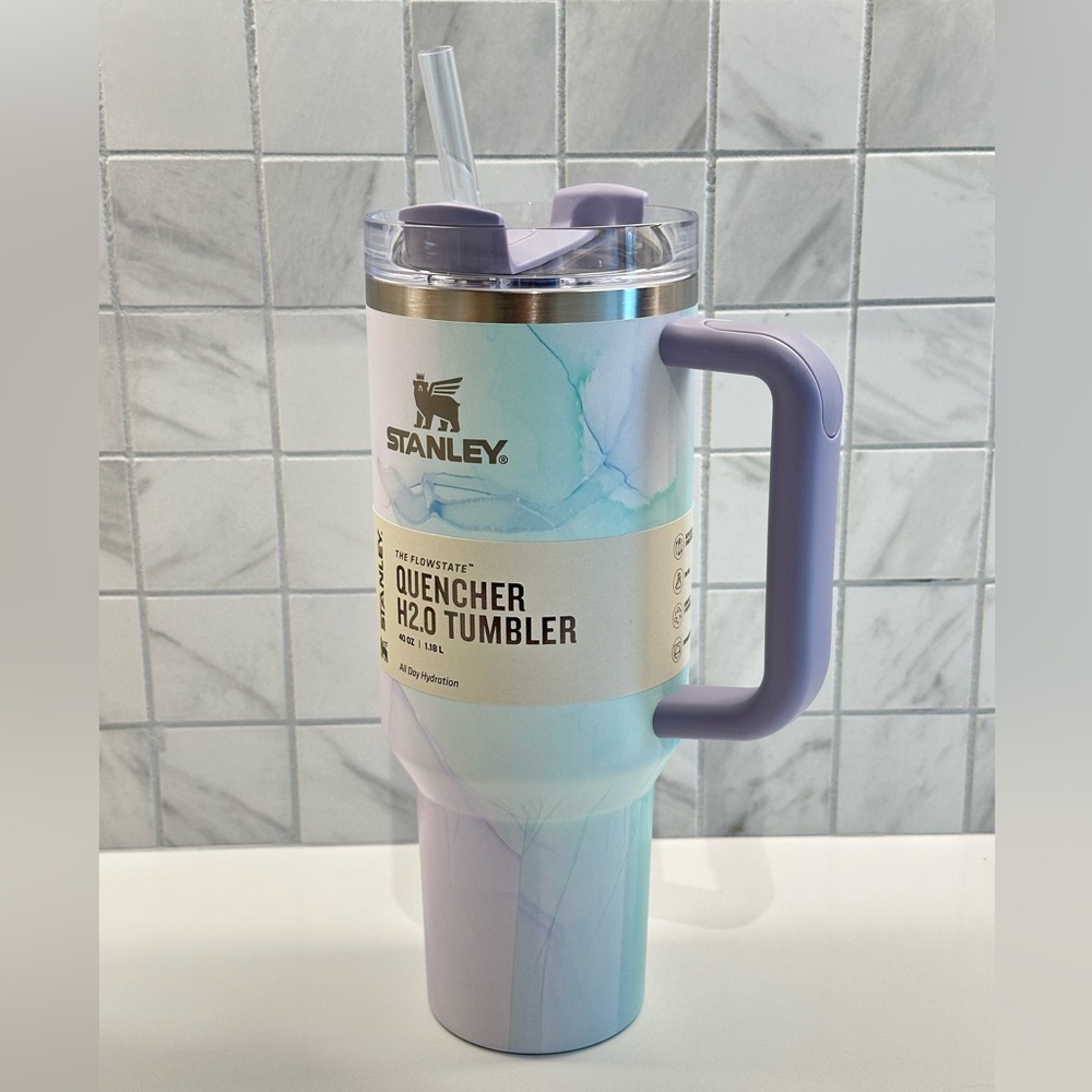 SOLD! STANLEY 40oz Stainless Steel Flowstate Quencher WATERCOLOR DUSK Target NIB
